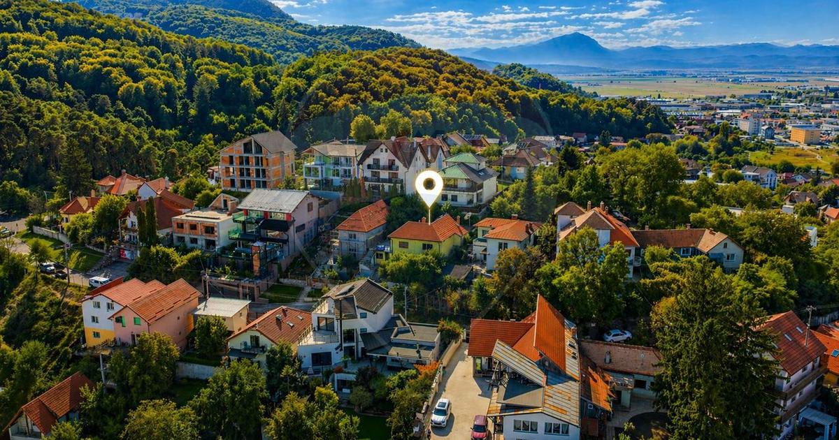 Casă cu vedere panoramică Brașov | Două unități independente | P+E |