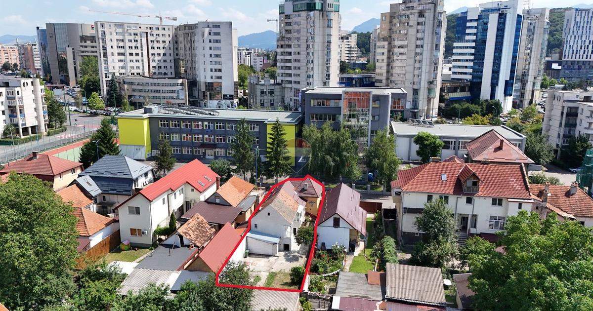 Casă în Centrul Civic | Meșotă | 319 mp teren | D+P+Pod | 169 mp utili
