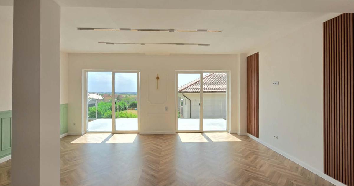 Casă de vânzare, zona dealurile Oradiei-CV0533