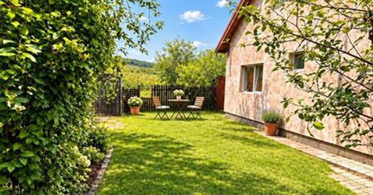 Casa 4 camere,farmec autentic,echipata, mansarada,curte relaxanta,Santana de Mur