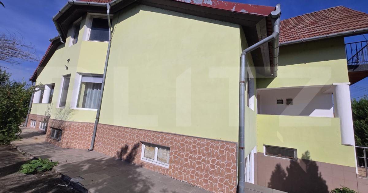 Casa cu 4 camere,200 mp utili, 800 mp teren, Sebes