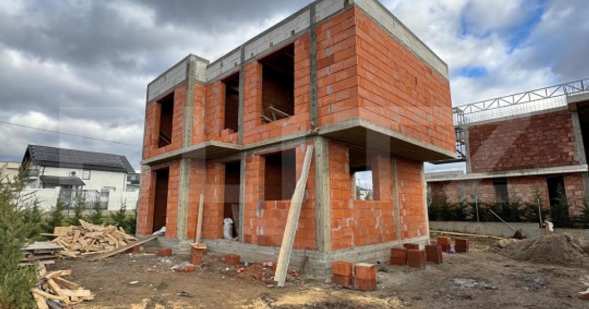 Casa moderna la roșu , 114.95 mp utili,  324 mp teren - Burdujeni