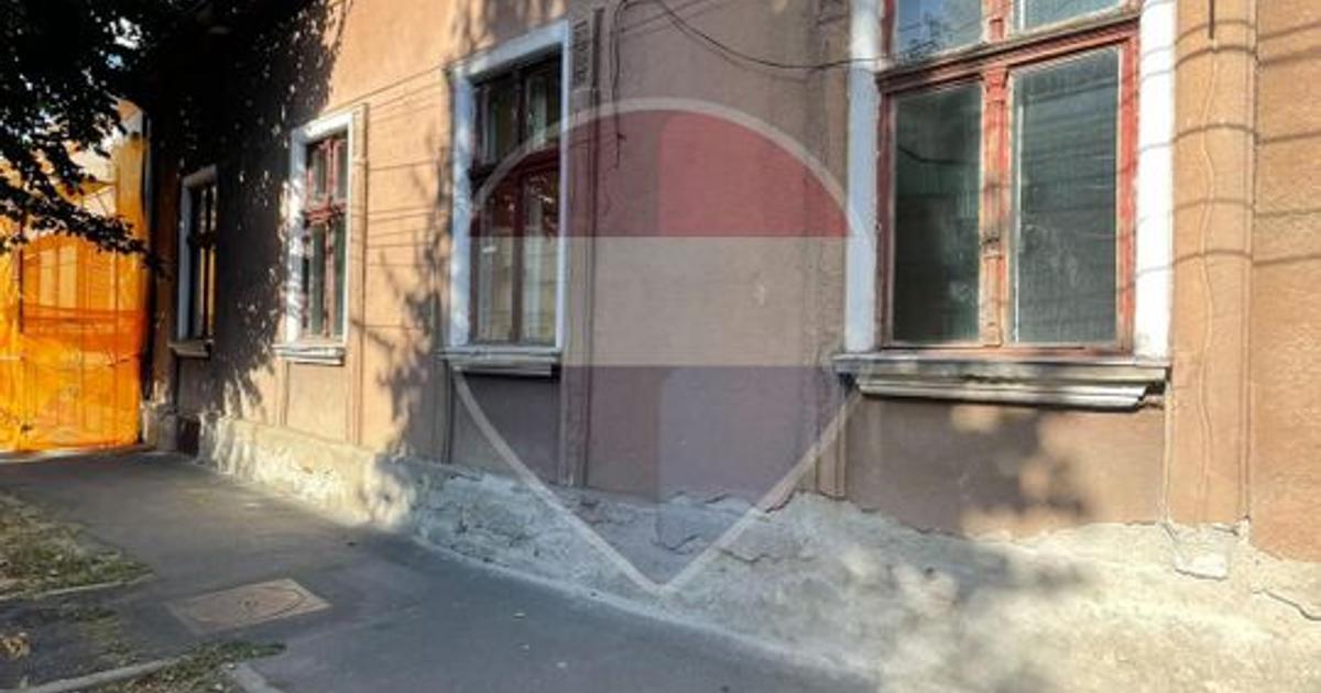 Apartament cu 1 camera de vânzare + boxa pe str George Cosbuc