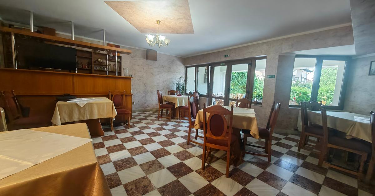 AFACERE LA CHEIE în Șcheia de închiriat