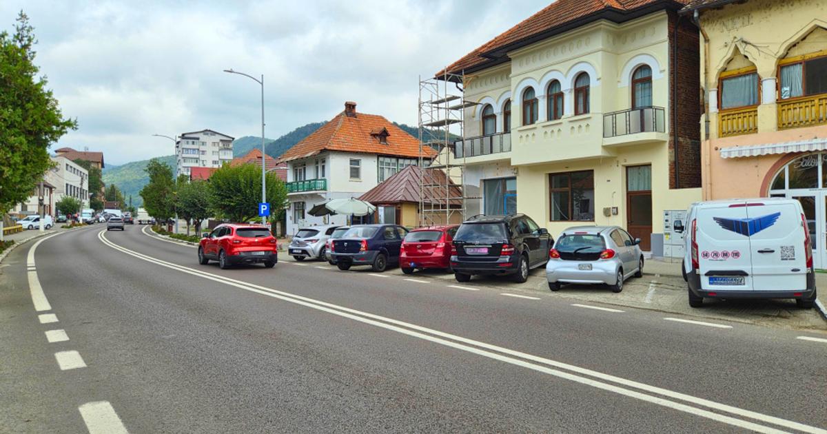 SPATIU COMERCIAL DE INCHIRIAT IN CALIMANESTI