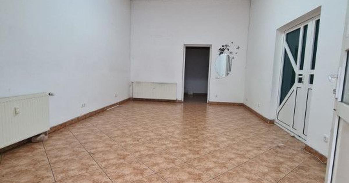 Spațiu de ÎNCHIRIAT CENTRAL