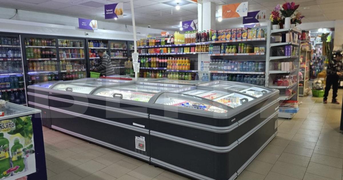 Spatiu comercial 300mp, 650 mp curte,  zona Beltiug
