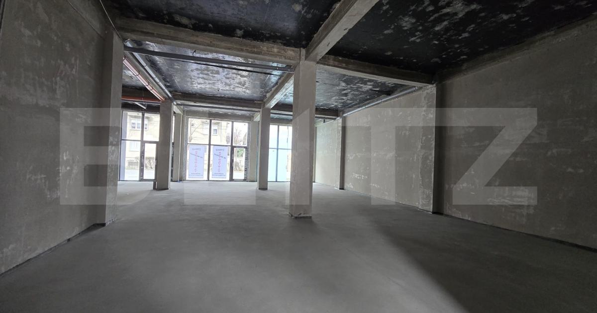 Spatiu comercial, 250 mp, zona Semicentral
