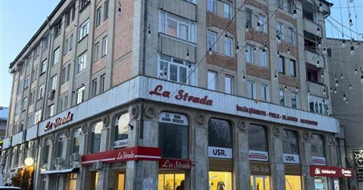 Spatiu comercial ultracentral cu vitrine