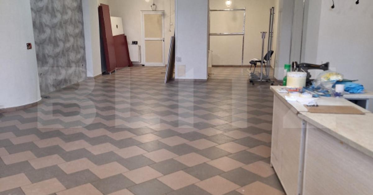 Spațiu comercial de închiriat - Zona Bradet