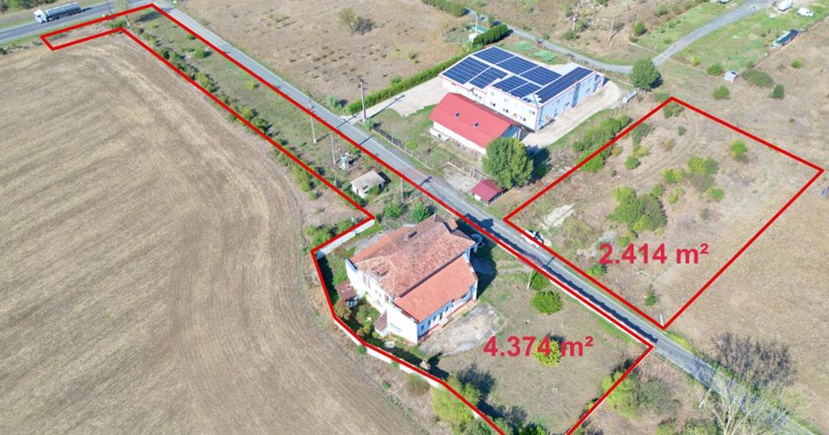 De vânzare „Casa Albă”, orașul Pecica, jud. Arad