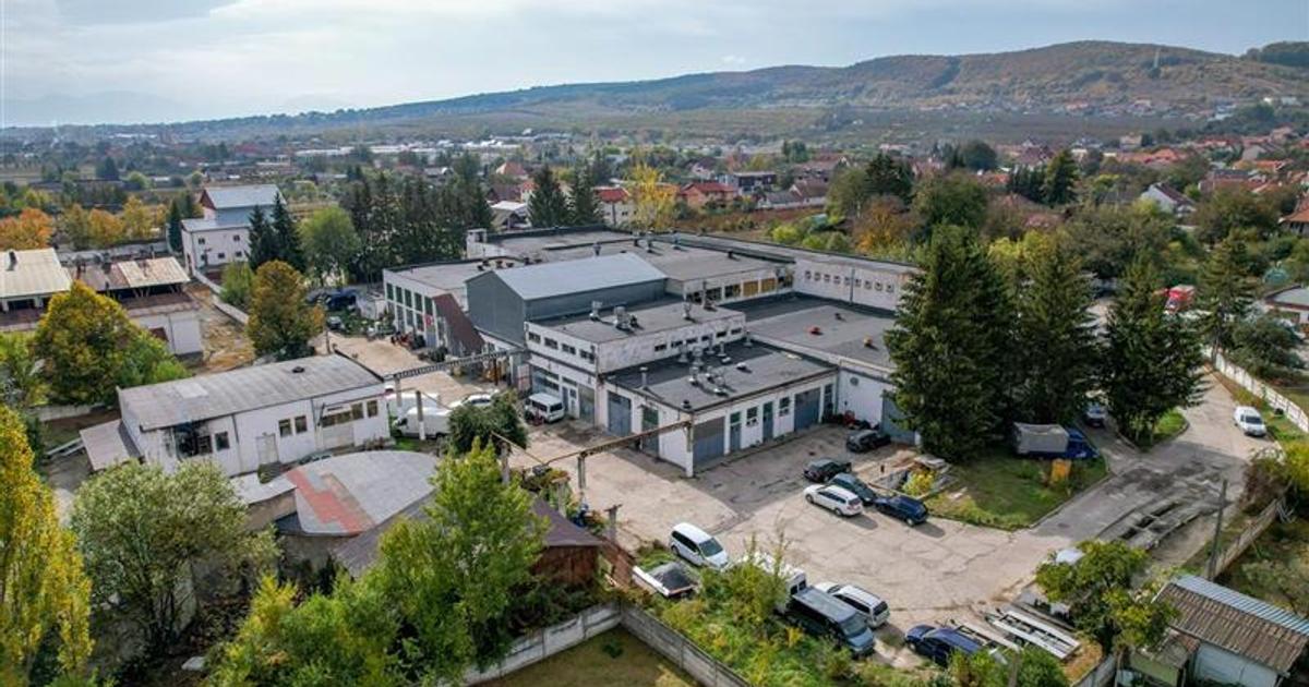 FILM! Ansamblu: Spatii comerciale, birouri, productie si similare, Sfantu Gheorg