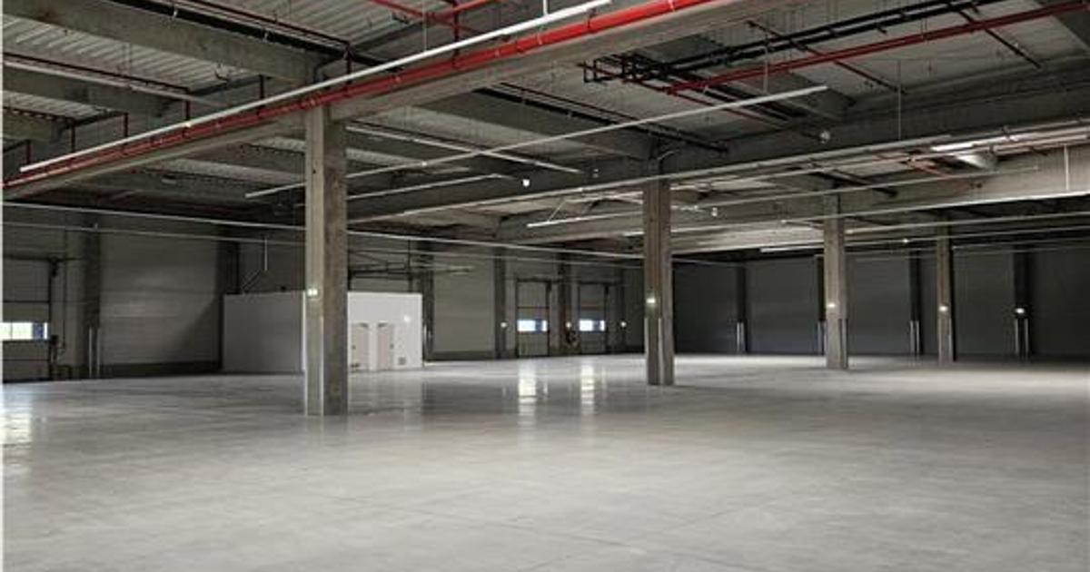 Spatiu Industrial - 2500 mp - Productie - Depozitare - Distributie