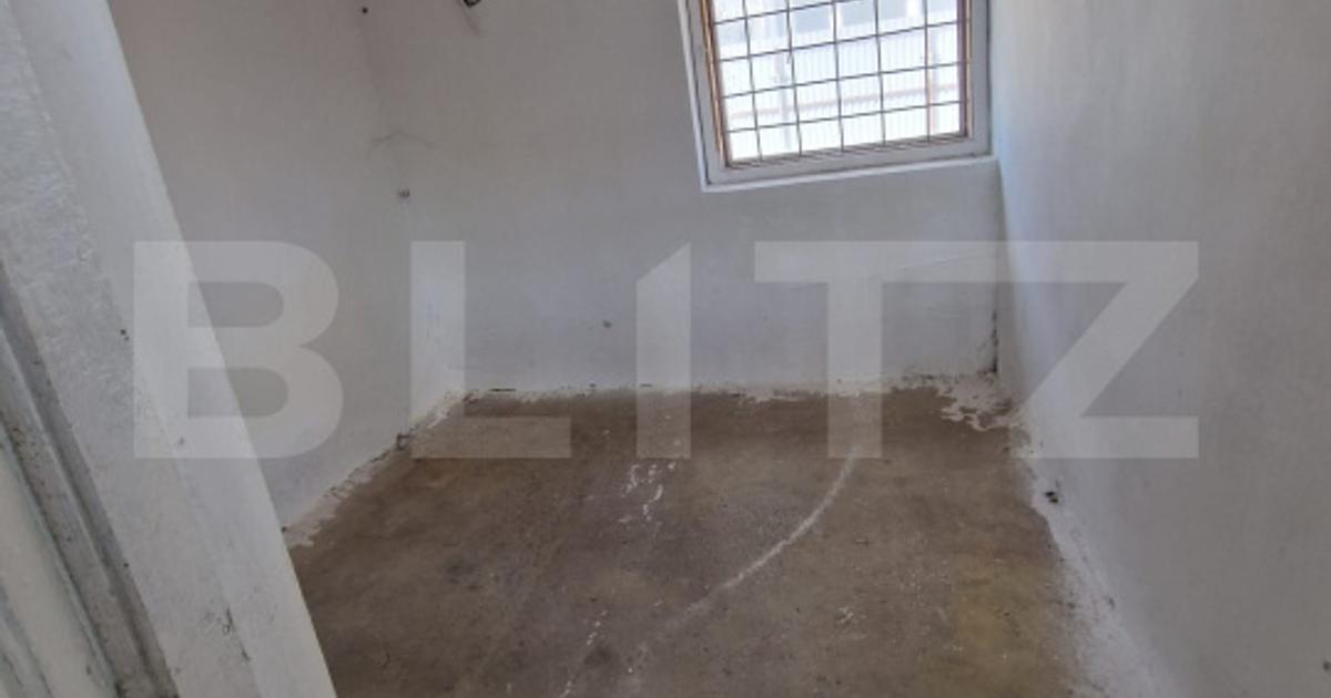 Hală industrială, 306 mp utili, 240 mp, zona Șcheia