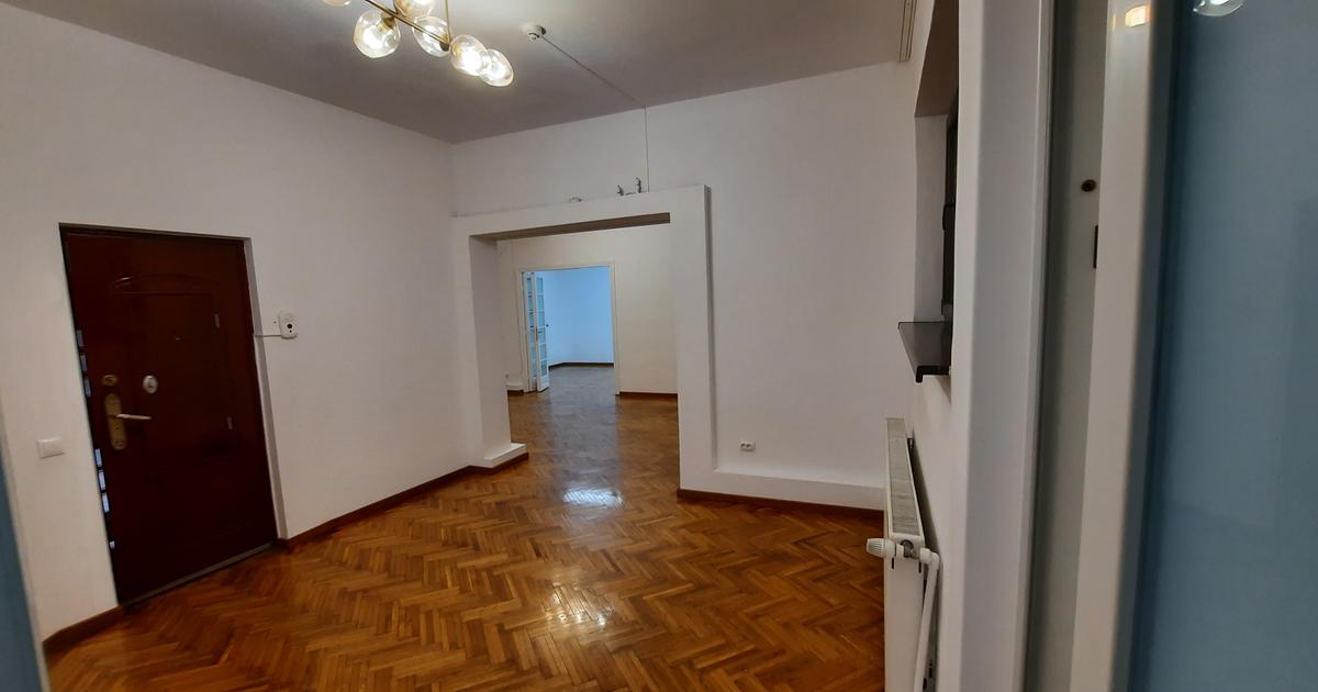 Apartament decomandat cu 3 camere în zona Dorobanți, Sector 1