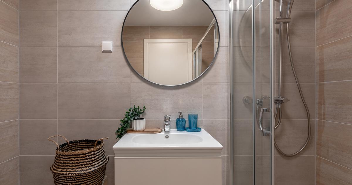 Apartament decomandat cu 2 camere în zona Basarabia, Sector 3