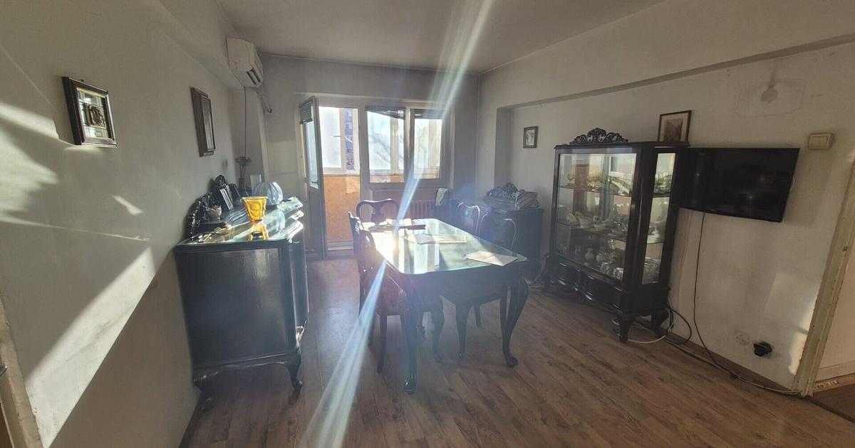 Apartament semidecomandat cu 3 camere în zona Dristor, Sector 3