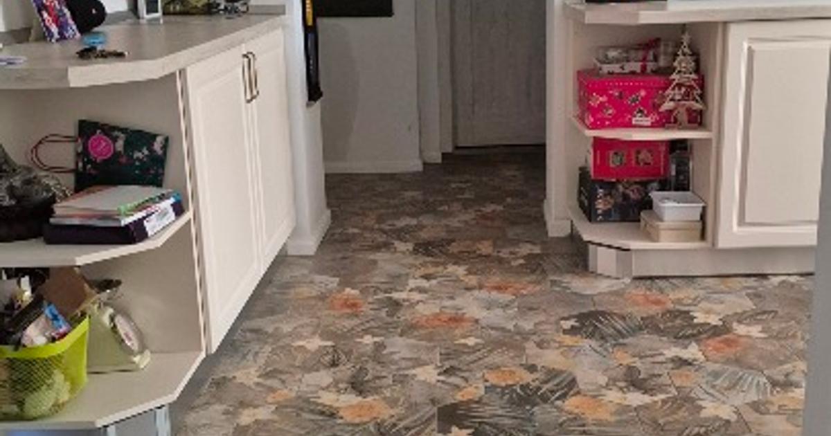 Apartament decomandat cu 3 camere în zona Unirii, Sector 3