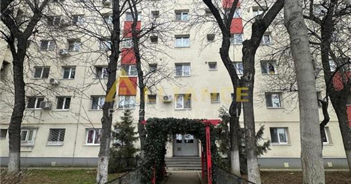 Apartament decomandat cu 2 camere în zona Apărătorii Patriei, Sector 4