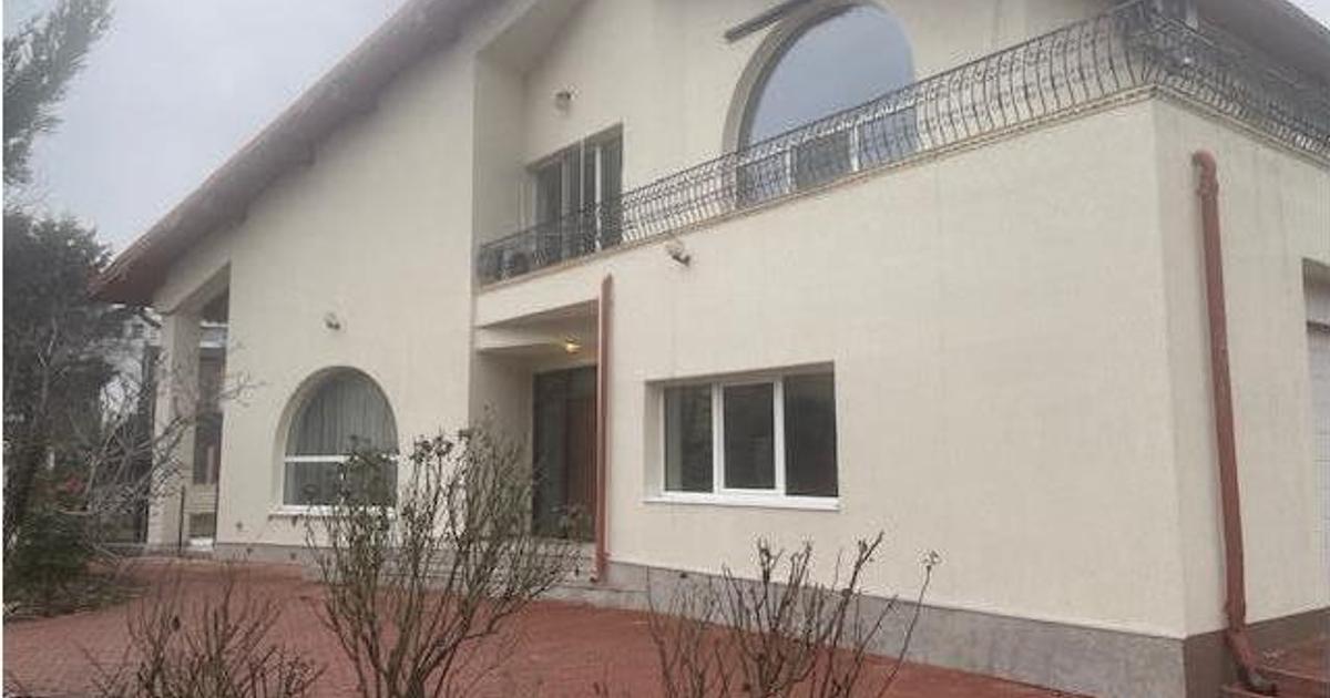 Casă individuală cu 8 camere în zona Iancu Nicolae, Sector 1